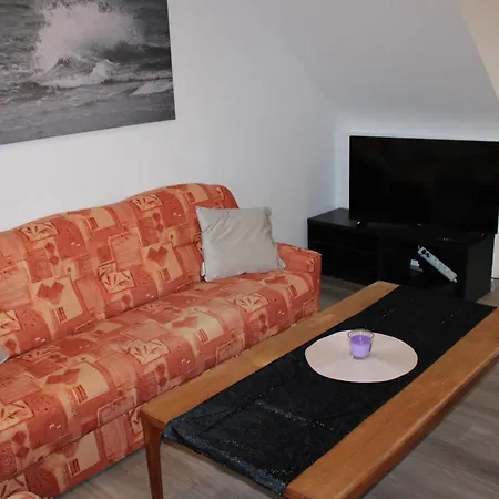 Oberhausen-styrum Apartment *